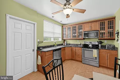 255 Hirst Avenue, Lansdowne, PA 19050 - Photo 18