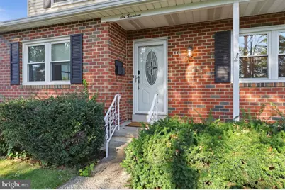 614 Highland Terrace, Holmes, PA 19043 - Photo 4