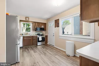 614 Highland Terrace, Holmes, PA 19043 - Photo 12