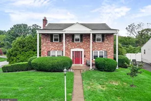 1705 Sue Ellen Dr, Havertown, PA 19083 - Photo 1