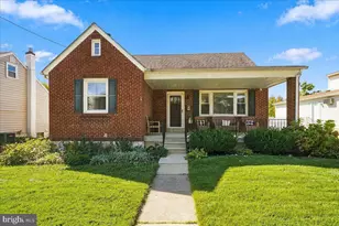 227 Hazel Ave, Folsom, PA 19033 - Photo 1