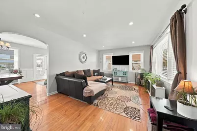 227 Hazel Avenue, Folsom, PA 19033 - Photo 6