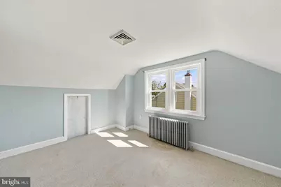 227 Hazel Avenue, Folsom, PA 19033 - Photo 16