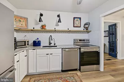 2232 E Helms Mnr, Upper Chichester, PA 19061 - Photo 10