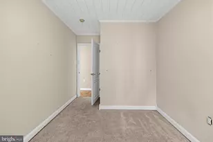 2155 Kingswood Ln, Broomall, PA 19008 - Photo 16