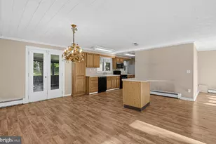 2155 Kingswood Ln, Broomall, PA 19008 - Photo 4