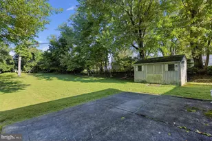 2155 Kingswood Ln, Broomall, PA 19008 - Photo 24