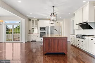 7 Fallbrook Ln, Glen Mills, PA 19342 - Photo 18