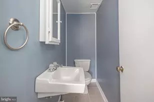 133 E Laughead Ave, Marcus Hook, PA 19061 - Photo 26