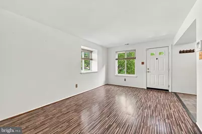 5200 Hilltop Drive U-9 / #414, Brookhaven, PA 19015 - Photo 8