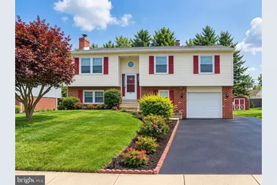 420 Kristine Court, Upper Chichester, PA 19061 - Photo 1