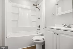 330 W 15th St, Chester, PA 19013 - Photo 16