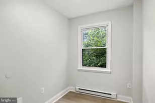 330 W 15th St, Chester, PA 19013 - Photo 18