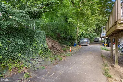 330 W 15th Street, Chester, PA 19013 - Photo 24