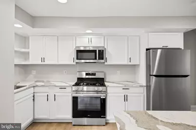 330 W 15th Street, Chester, PA 19013 - Photo 12