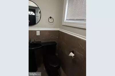 30 W Parkway Avenue, Chester, PA 19013 - Photo 6