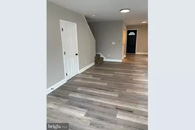 30 W Parkway Avenue, Chester, PA 19013 - Photo 2