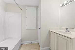 3172 Woods Edge Dr, Garnet Valley, PA 19060 - Photo 20