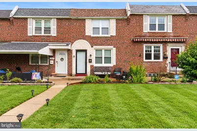 417 Seven Oaks Drive, Clifton Heights, PA 19018 - Photo 1