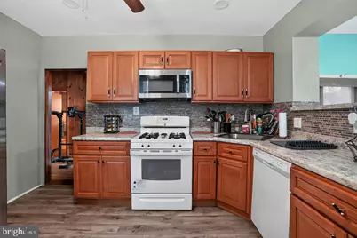 108 E Township Line Road, Havertown, PA 19083 - Photo 2