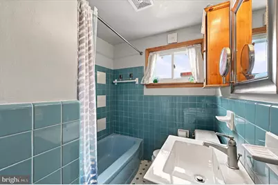 211 Willowbrook Avenue, Folsom, PA 19033 - Photo 16
