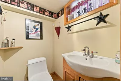 211 Willowbrook Avenue, Folsom, PA 19033 - Photo 22