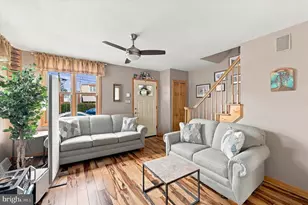 211 Willowbrook Ave, Folsom, PA 19033 - Photo 6