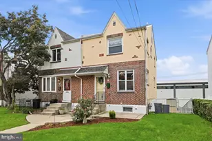 211 Willowbrook Ave, Folsom, PA 19033 - Photo 2