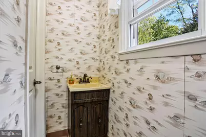 625 Cambridge Road, Brookhaven, PA 19015 - Photo 32