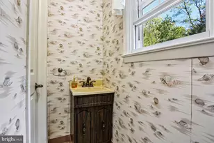 625 Cambridge Rd, Brookhaven, PA 19015 - Photo 32