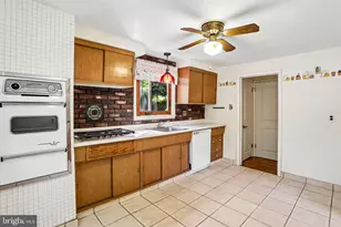 625 Cambridge Rd, Brookhaven, PA 19015 - Photo 20