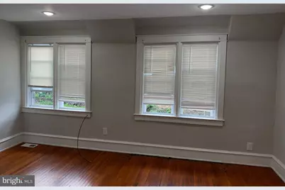 213 W Baltimore Avenue #2ND FLOOR, Lansdowne, PA 19050 - Photo 4