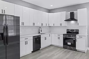 19 S 6th St, Darby, PA 19023 - Photo 8