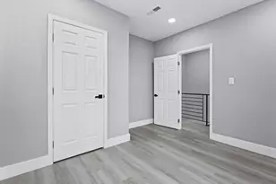 19 S 6th St, Darby, PA 19023 - Photo 18