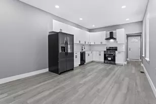 19 S 6th St, Darby, PA 19023 - Photo 6