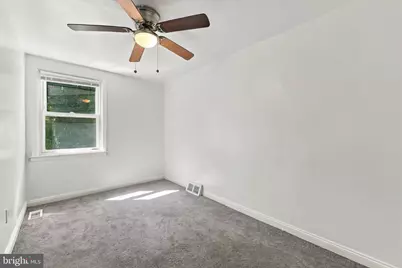 556 N Sycamore Avenue, Clifton Heights, PA 19018 - Photo 8