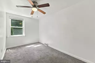 556 N Sycamore Ave, Clifton Heights, PA 19018 - Photo 8