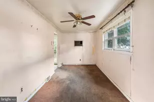 112 Felton Ave, Darby, PA 19023 - Photo 6