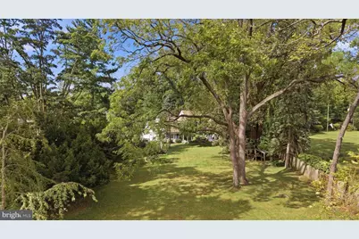 411 S Ithan Avenue, Bryn Mawr, PA 19010 - Photo 2