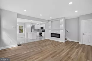 122 W Mowry St, Chester, PA 19013 - Photo 10