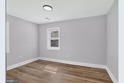 122 W Mowry Street, Chester, PA 19013 - Photo 28
