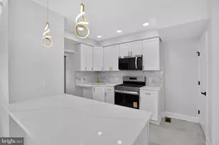 122 W Mowry St, Chester, PA 19013 - Photo 16