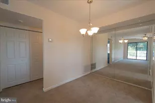 7126 Hilltop Dr, Brookhaven, PA 19015 - Photo 10