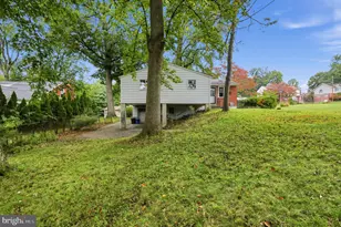 215 Parkview Dr, Broomall, PA 19008 - Photo 42
