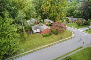 215 Parkview Dr, Broomall, PA 19008 - Photo 10
