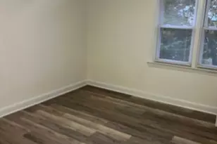 319 W 21st St, Chester, PA 19013 - Photo 6