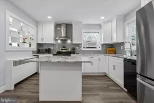 95 1st Ave, Essington, PA 19029 - Photo 12