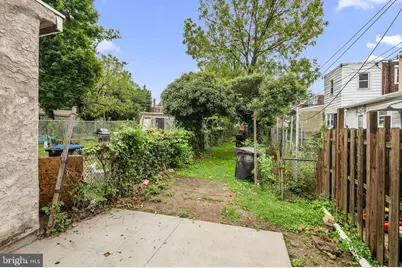 1121 W 8th Street, Chester, PA 19013 - Photo 18