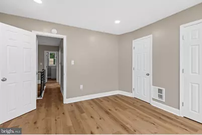 1121 W 8th Street, Chester, PA 19013 - Photo 16
