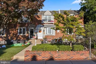 303 N Oak Ave, Clifton Heights, PA 19018 - Photo 1